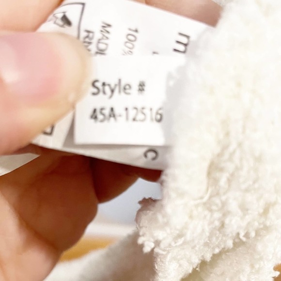 Mododoc LA Open Sweater Fuzzy Soft Cardigan Off White Size Small - Picture 5 of 9